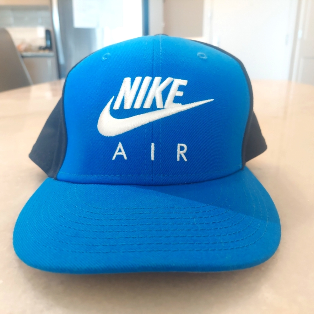 Nike Air Max Hat/Cap Royal Blue & Navy Blue Snapback